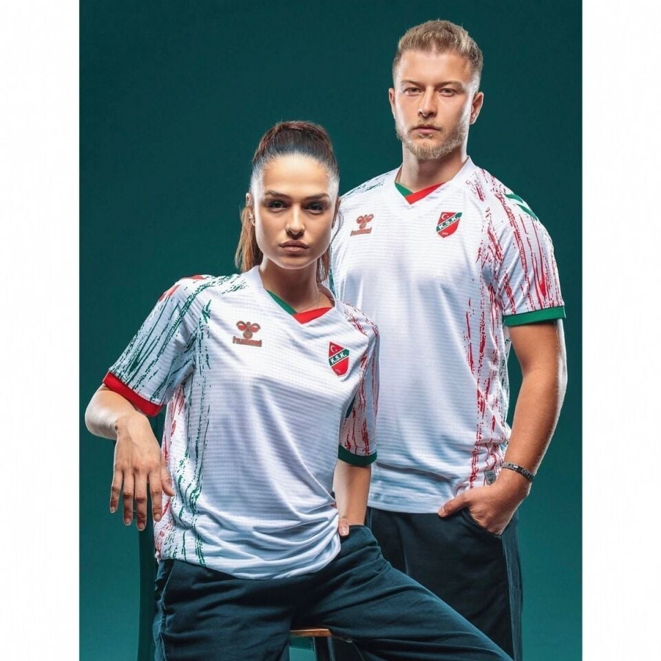 HUMMEL BEYAZ FUTBOL 5XL