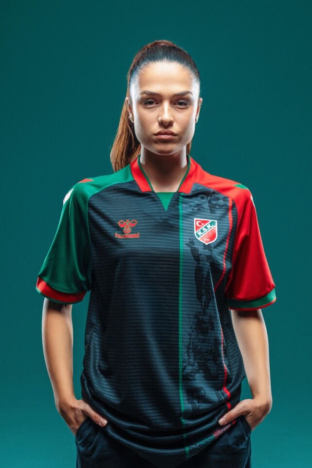 HUMMEL ZÜBEYDA ANA FUTBOL S - Baskı İstemiyorum