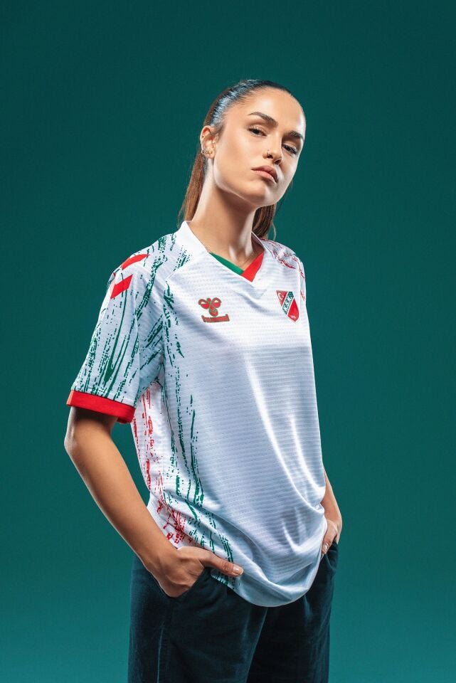 HUMMEL BEYAZ FUTBOL 5XL - Baskı İstemiyorum