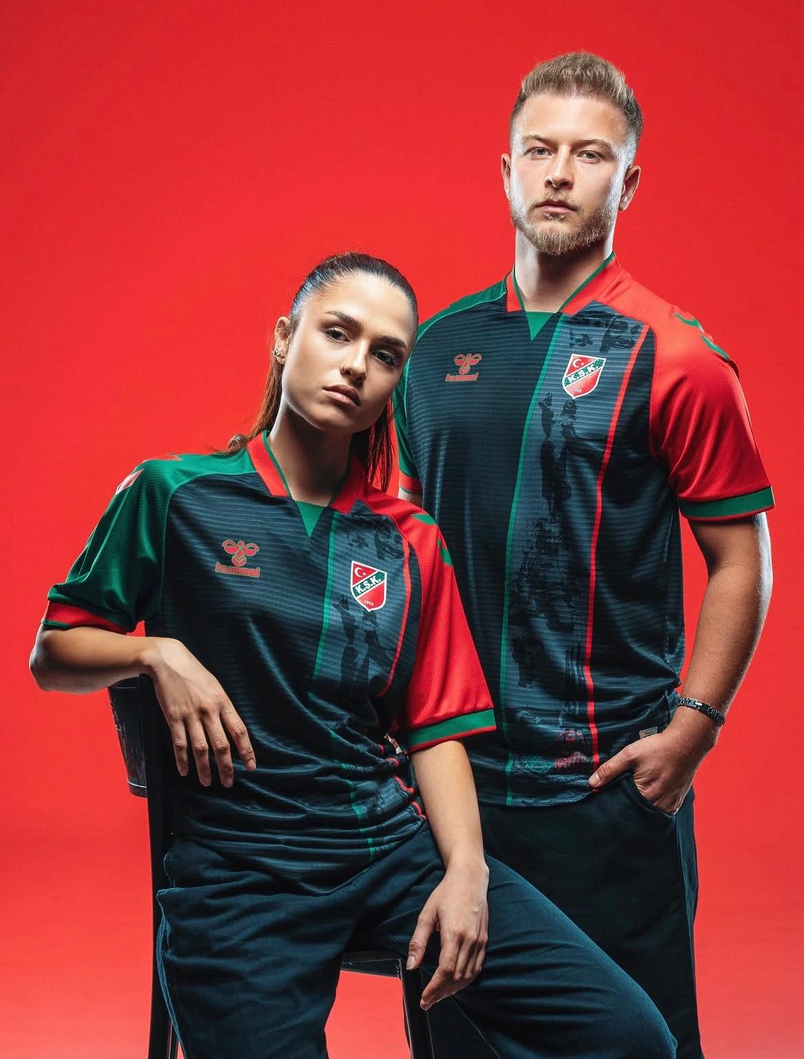 HUMMEL ZÜBEYDE ANA FORMA